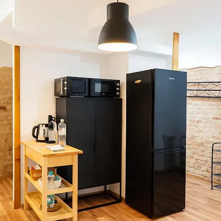 Peaceful 55m2 In The Residential Area