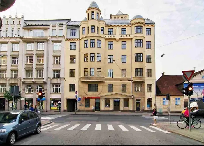 Peaceful 55m2 In The Residential Area