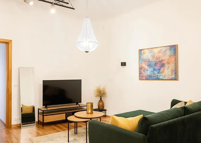 Peaceful 55m2 In The Residential Area 公寓 *